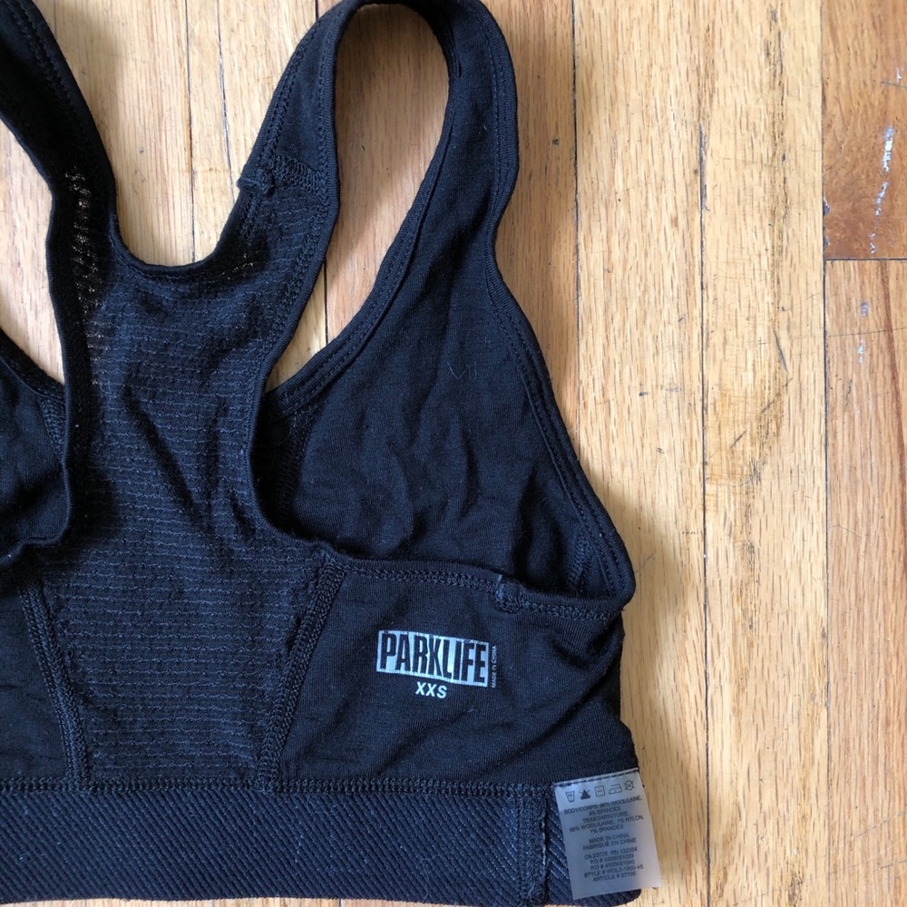 ARITZIA Parklife Sports Bra - Picture 2 of 2